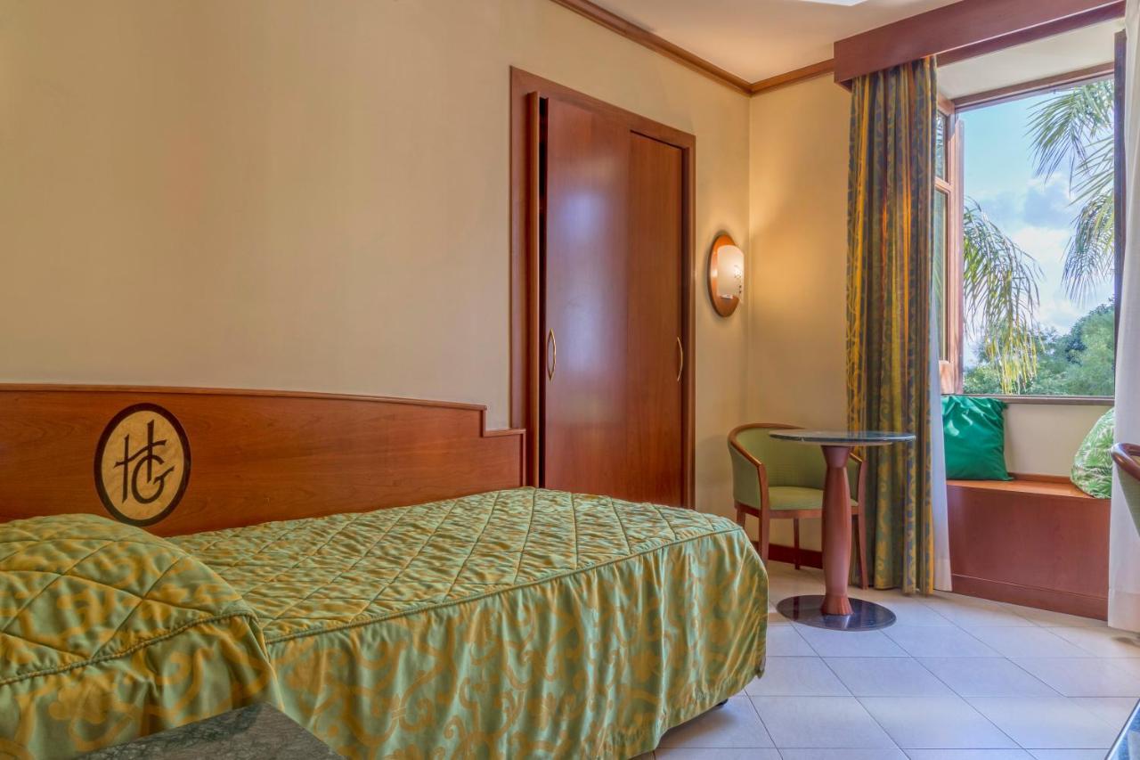 Hotel Garibaldi Milazzo Eksteriør billede